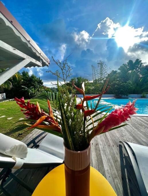 Spacieuse Villa Corossol Avec Piscine Et Jeux Exterieurs Le Gosier (Grande-Terre) Exterior foto